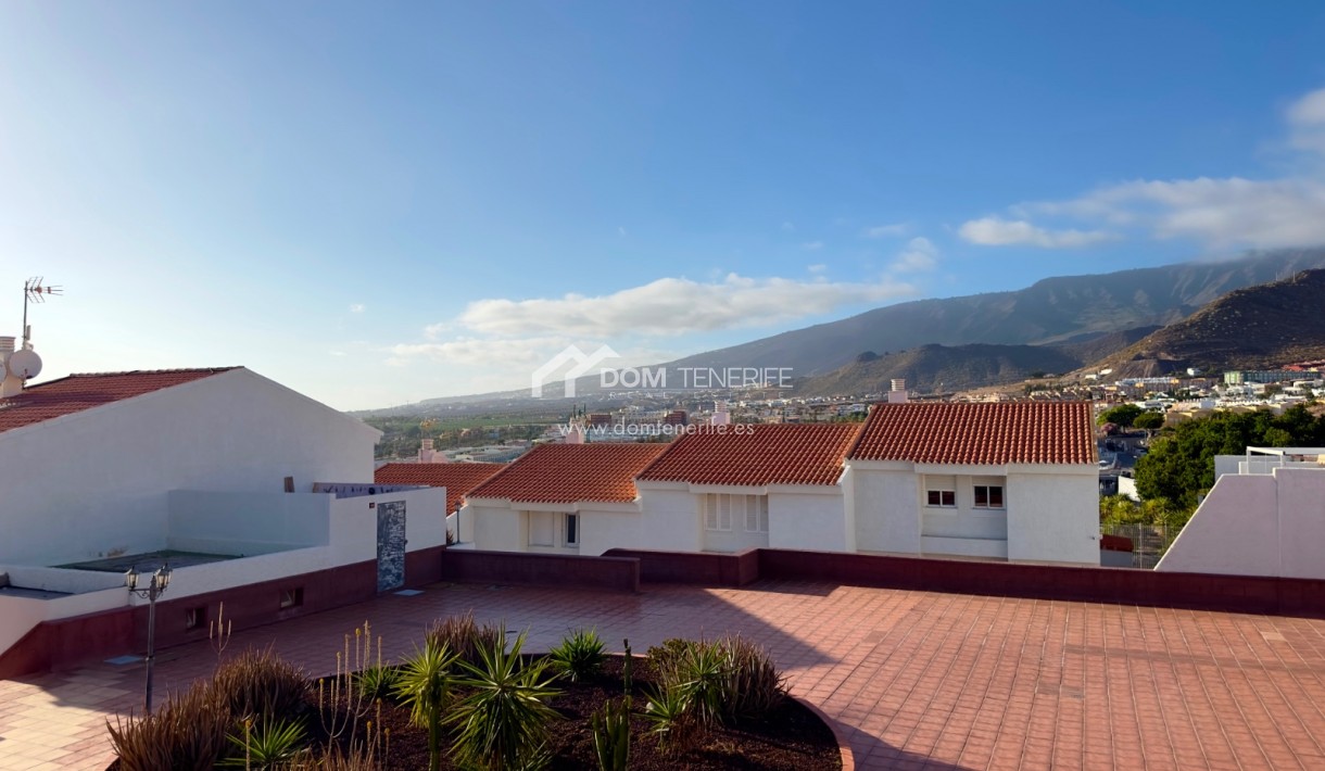 Sale - Apartment -
Adeje - Torviscas Alto