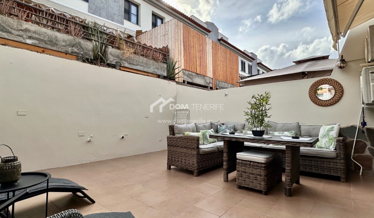 Sale - Townhouse -
Adeje - El Madroñal