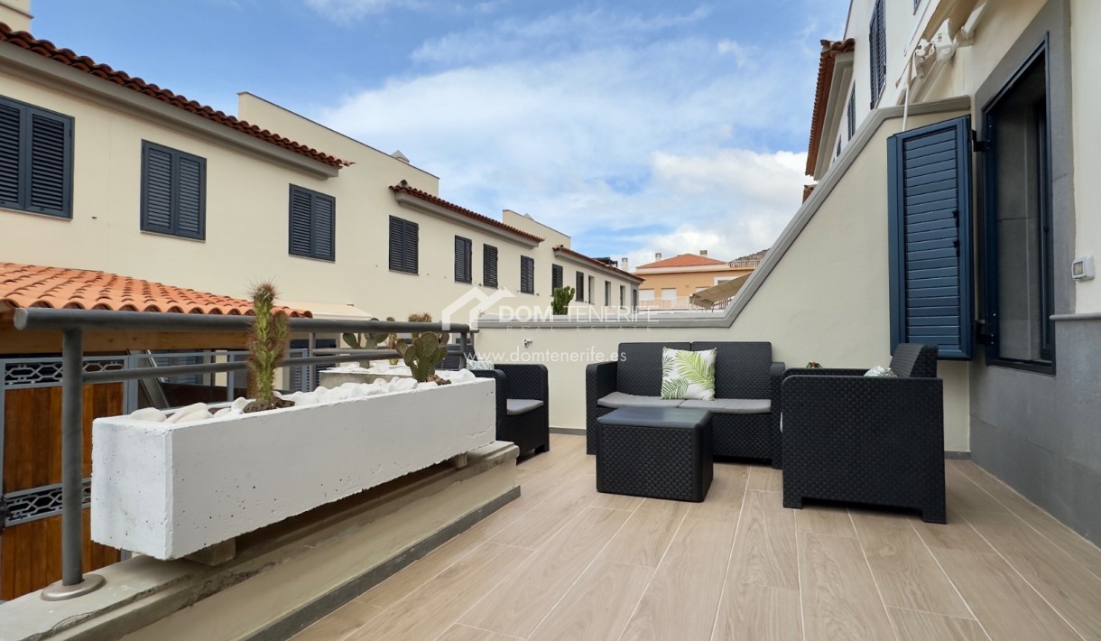 Sale - Townhouse -
Adeje - El Madroñal