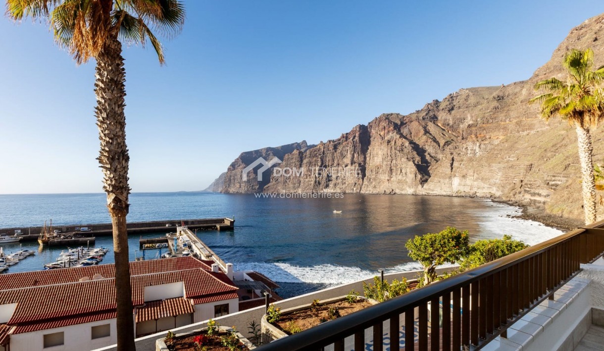 Sale - Apartment -
Santiago del Teide - Los Gigantes