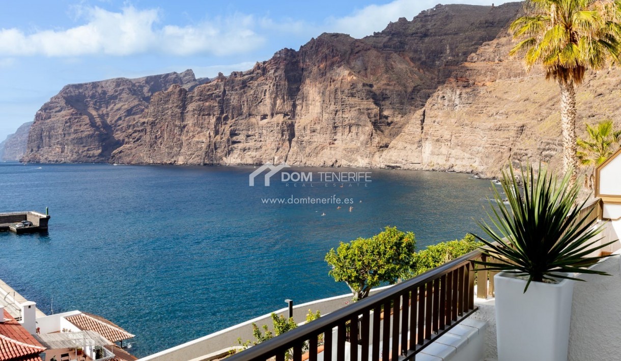 Wiederverkauf - Wohnung -
Santiago del Teide - Los Gigantes