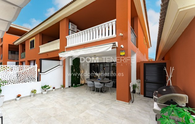 Sale - Semi-detached house -
Adeje - El Madroñal