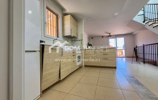 Sale - Townhouse -
Adeje - Roque del Conde