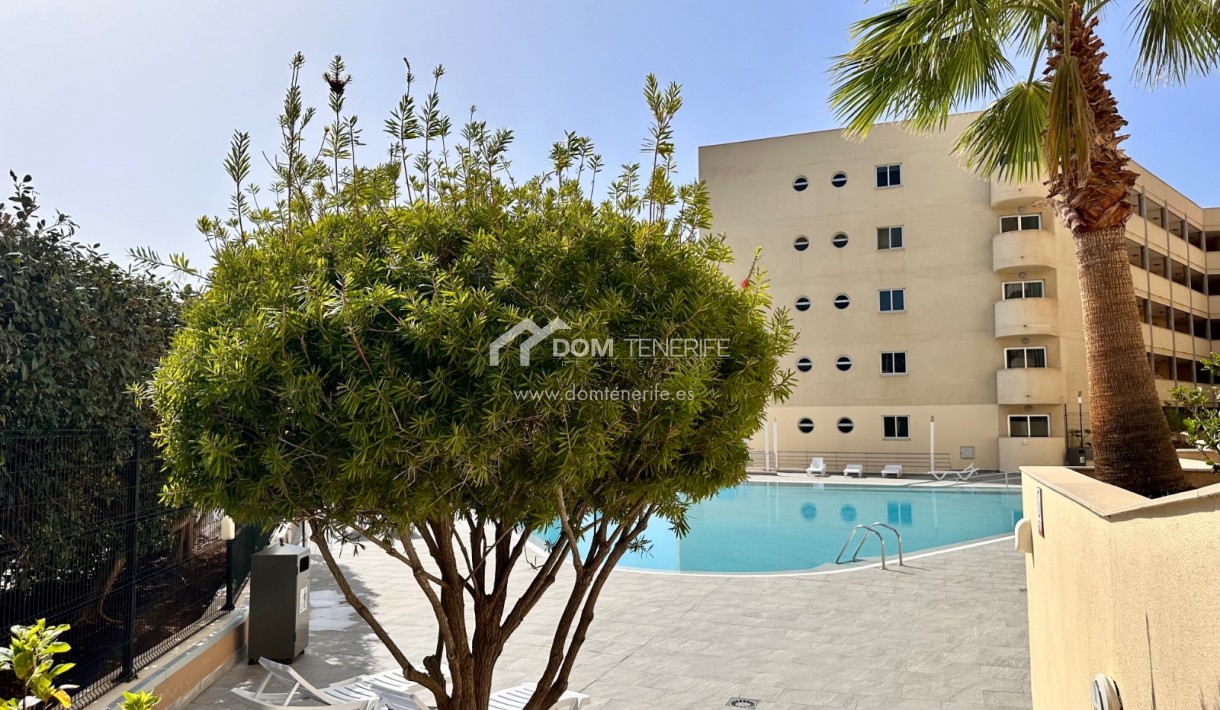 Sale - Apartment -
Adeje - Playa Paraiso