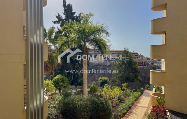 Sale - Apartment -
Adeje - Playa Paraiso