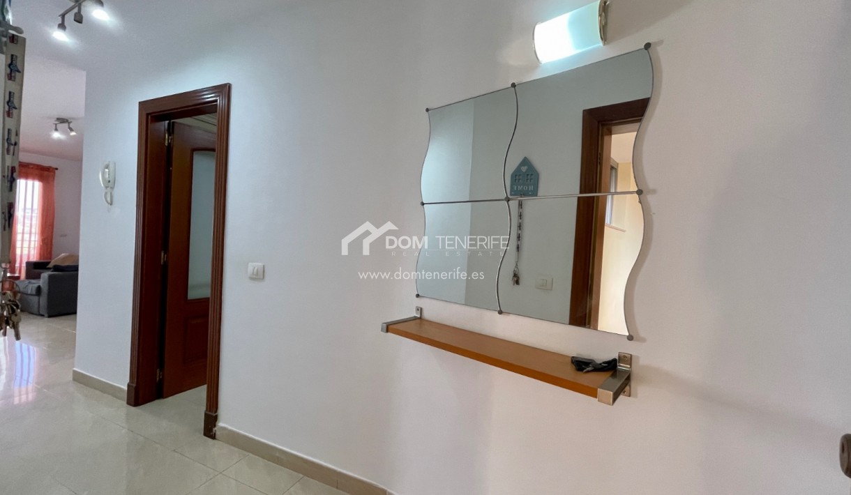 Venta - Apartamento -
Adeje - Playa Paraiso