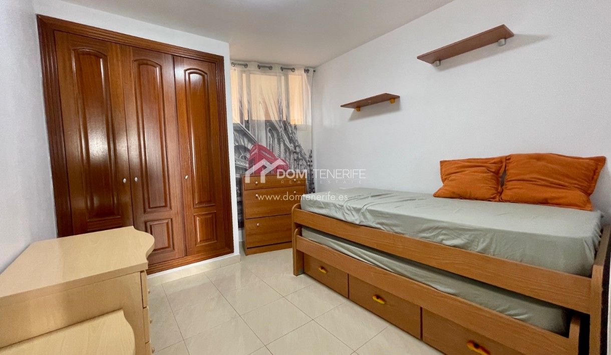 Sale - Apartment -
Adeje - Playa Paraiso