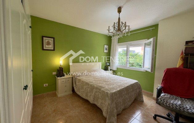 Sale - Townhouse -
Adeje - Roque del Conde