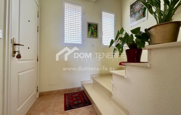 Sale - Townhouse -
Adeje - Roque del Conde