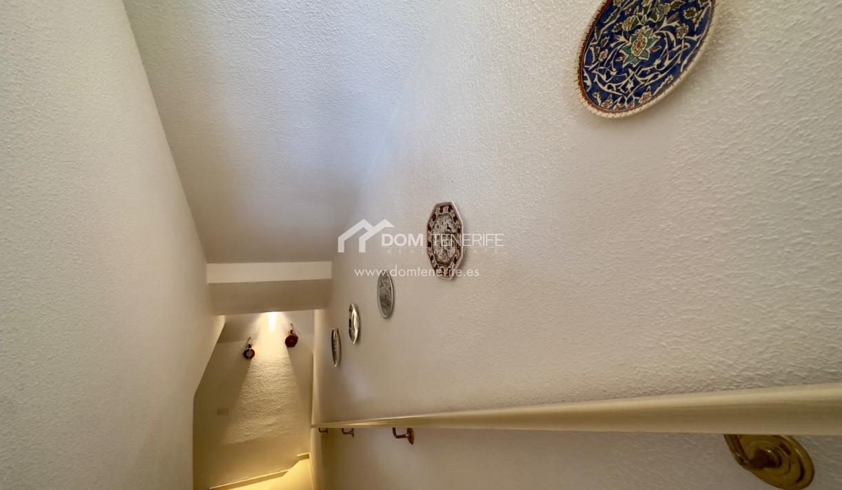 Sale - Townhouse -
Adeje - Roque del Conde