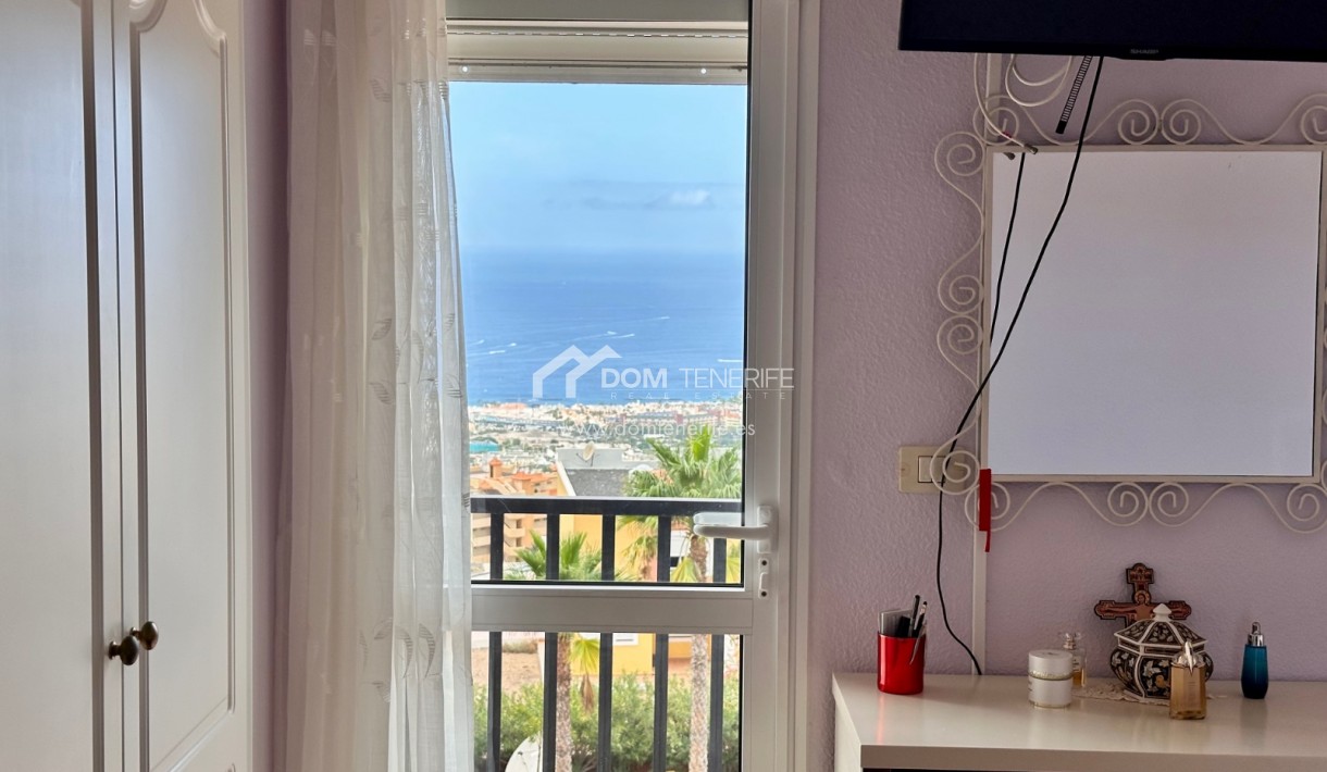 Sale - Townhouse -
Adeje - Roque del Conde