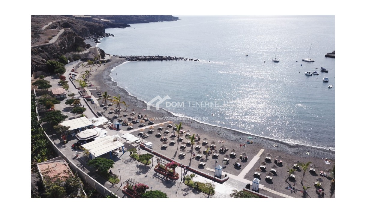 Revente - Plat -
Guía de Isora  - Playa San Juan