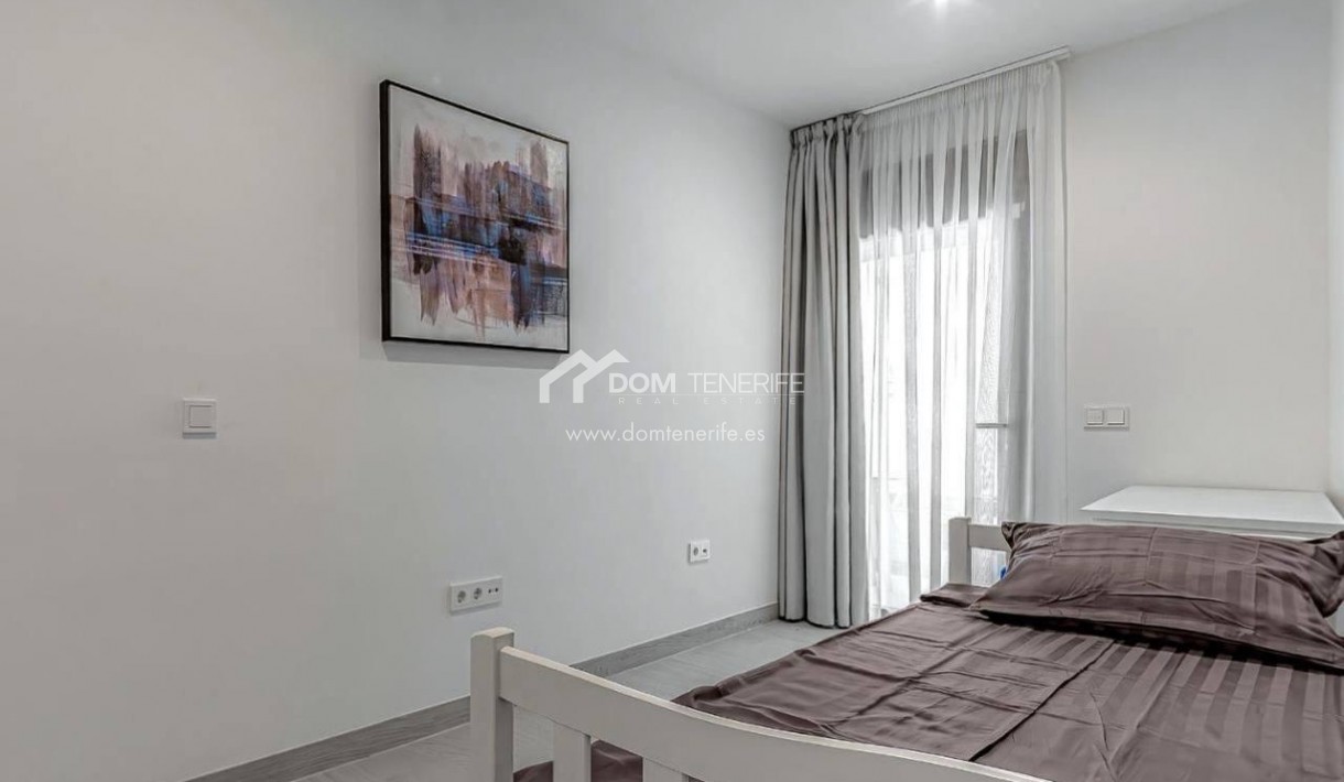 Sale - Apartment -
Guía de Isora  - Playa San Juan