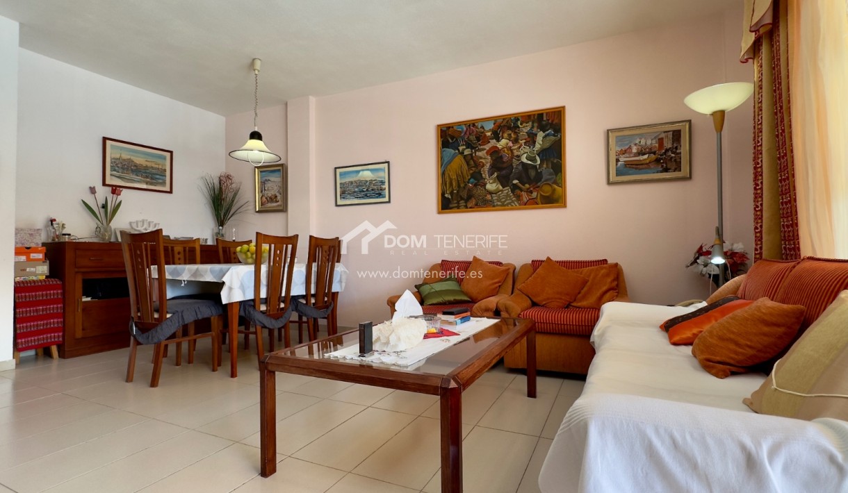 Venta - Chalet adosado -
Arona - Playa de Las Americas