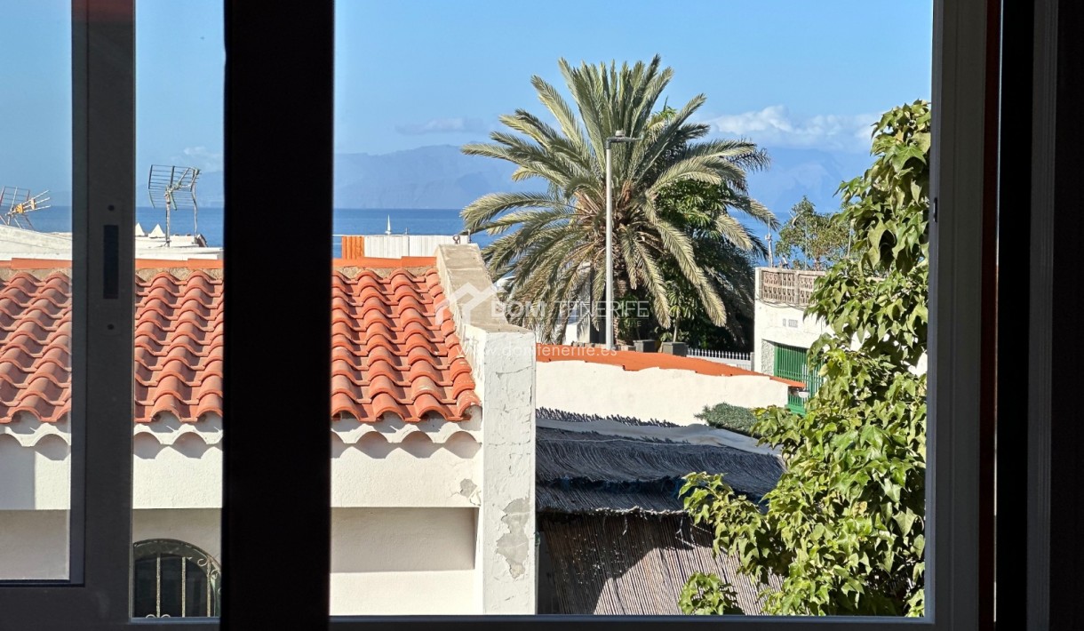 Sale - Townhouse -
Guía de Isora  - Playa La Arena