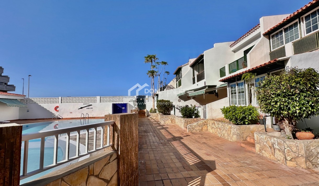 Sale - Townhouse -
Guía de Isora  - Playa La Arena