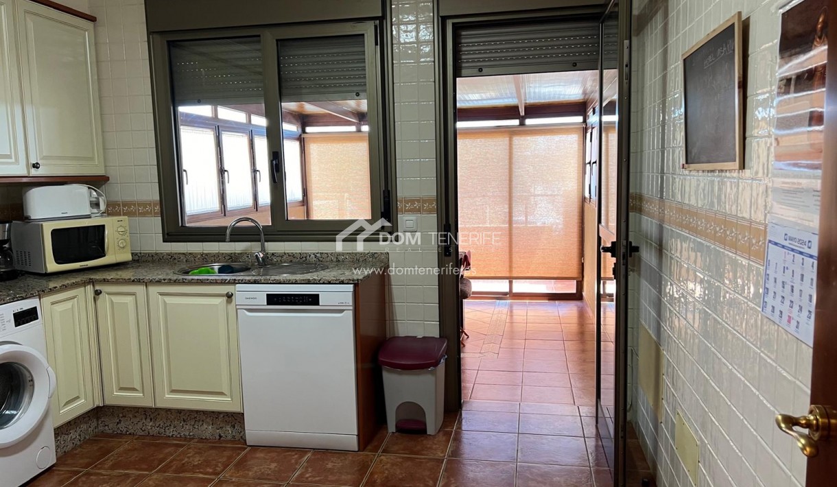 Venta - Chalet adosado -
Granadilla de Abona  - La Tejita