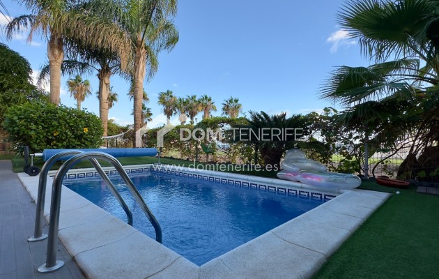 Venta - Chalet independiente -
San Miguel de Abona - Amarilla Golf