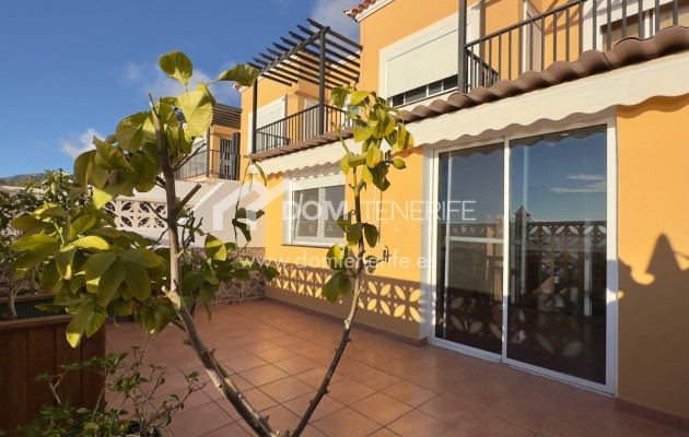 Venta - Chalet adosado -
Adeje - Roque del Conde