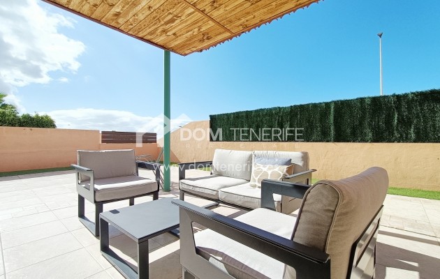 Sale - Bungalow -
Adeje - El Madroñal