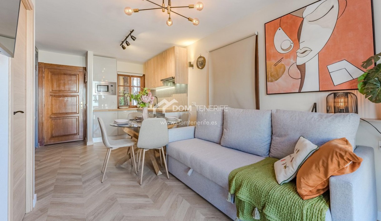 Sale - Apartment -
Adeje - San Eugenio Alto