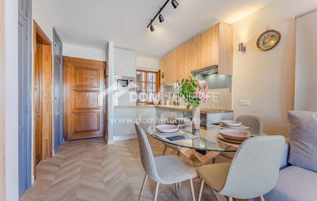 Sale - Apartment -
Adeje - San Eugenio Alto