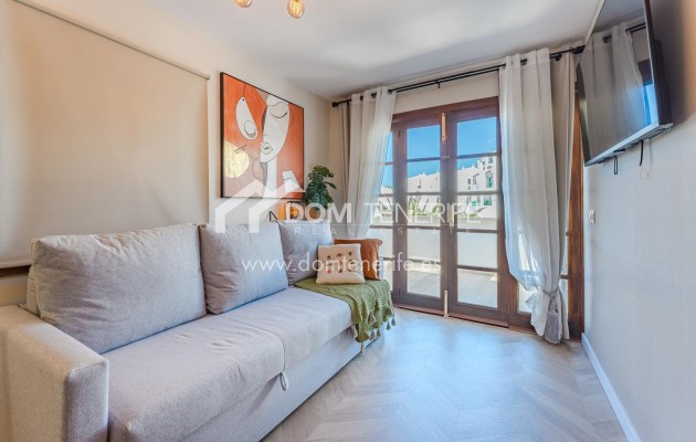 Sale - Apartment -
Adeje - San Eugenio Alto