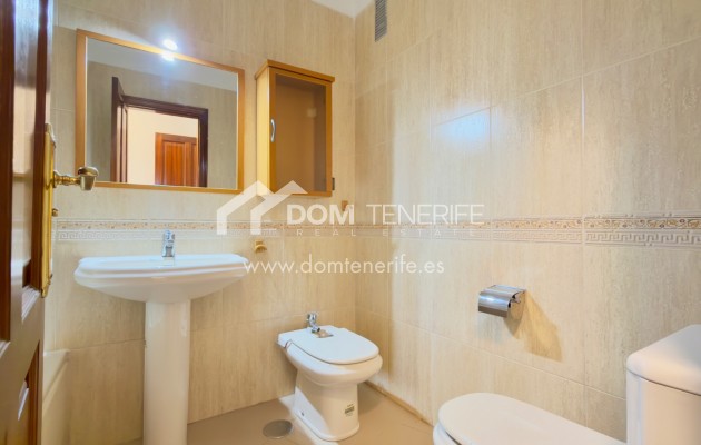 Venta - Apartamento -
Santa Cruz de Tenerife
