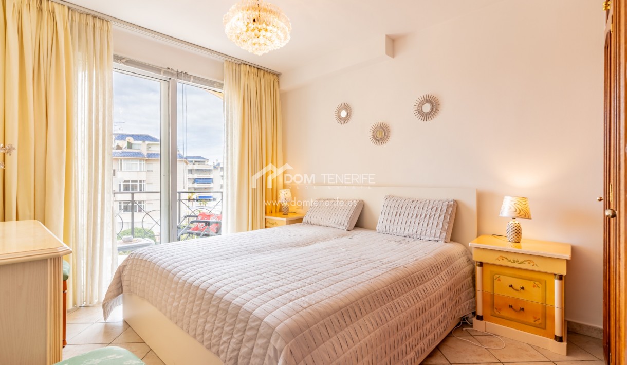 Wiederverkauf - Wohnung -
Arona - Los Cristianos