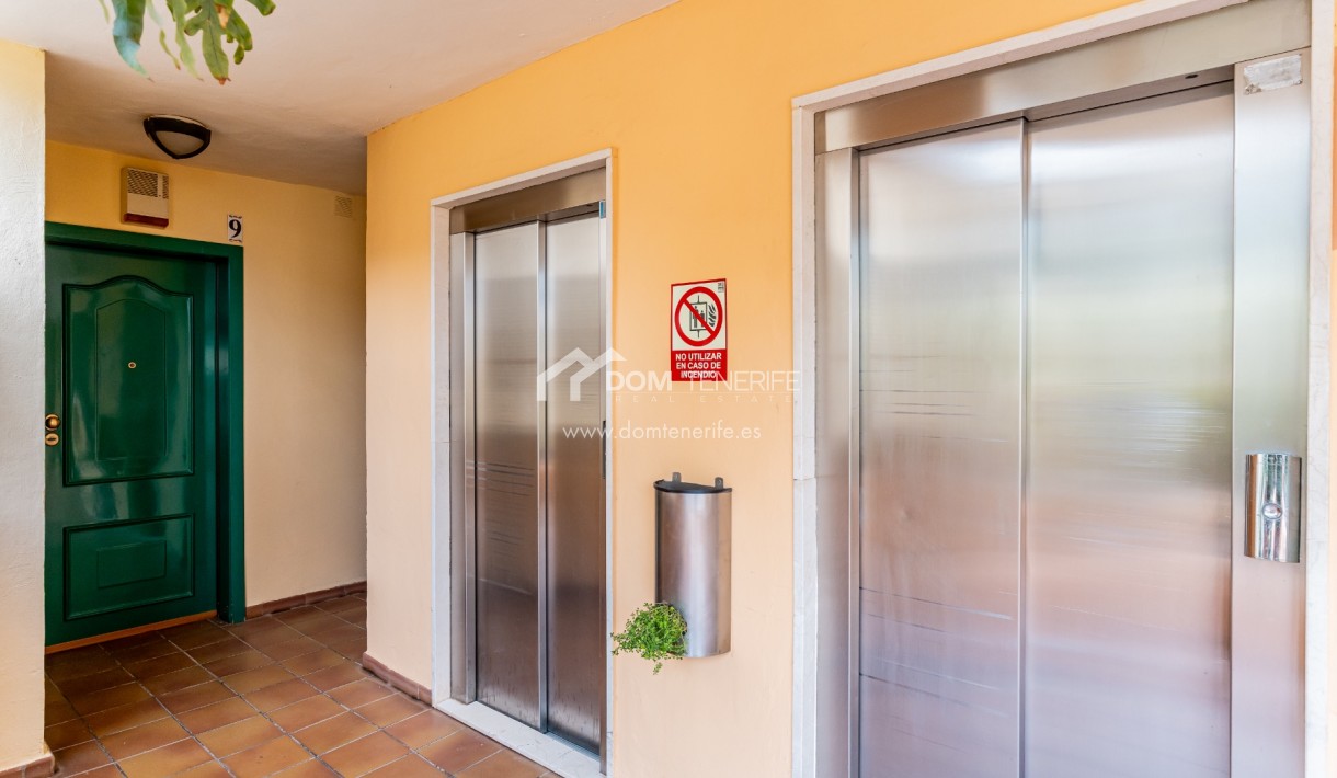 Wiederverkauf - Wohnung -
Arona - Los Cristianos