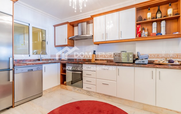 Wiederverkauf - Wohnung -
Santiago del Teide - Los Gigantes
