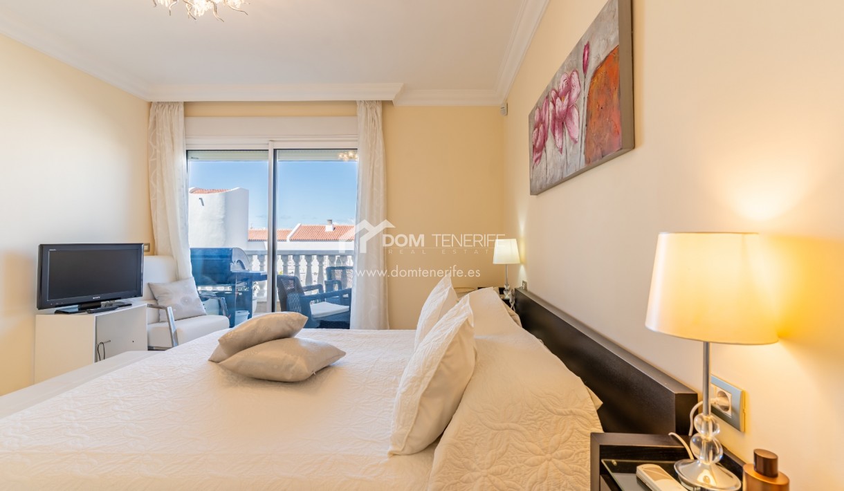 Wiederverkauf - Wohnung -
Santiago del Teide - Los Gigantes