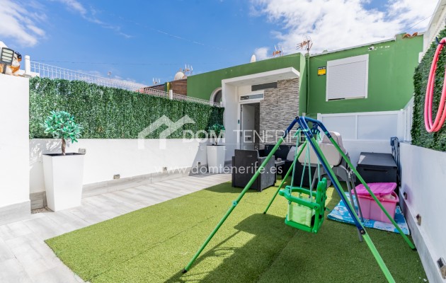 Sale - Townhouse -
Adeje - Los Menores