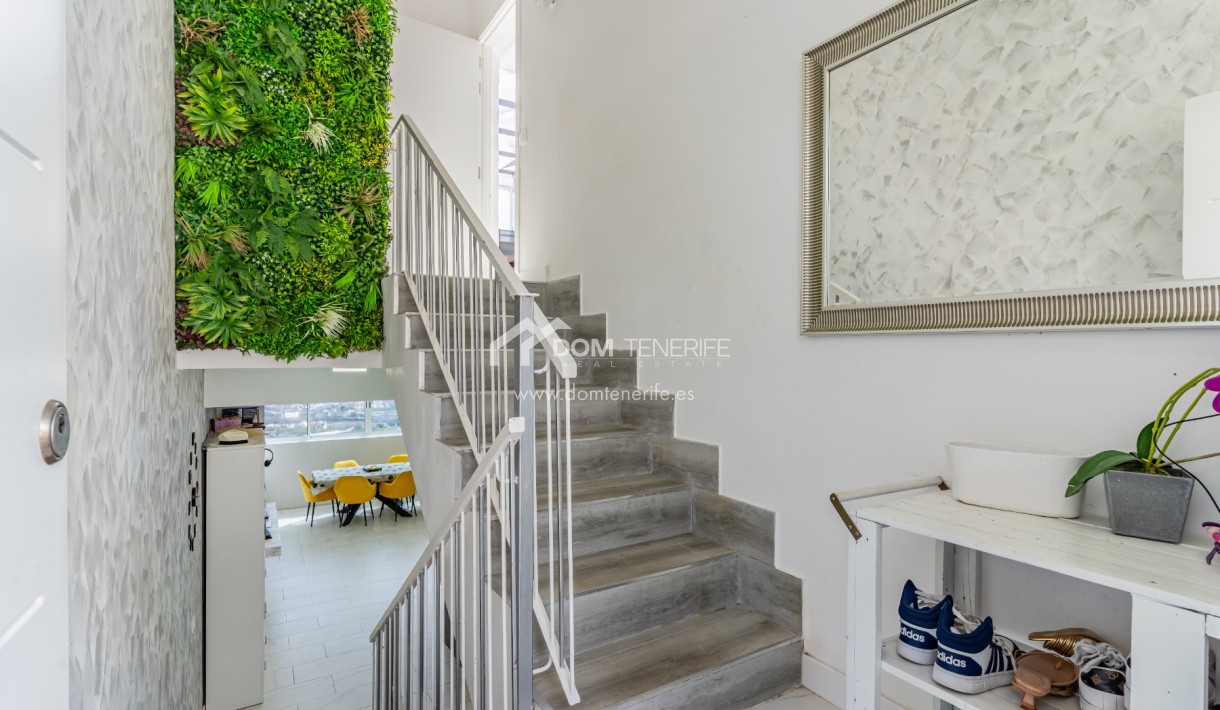 Sale - Townhouse -
Adeje - Los Menores
