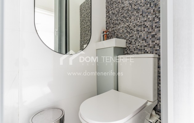Sale - Townhouse -
Adeje - Los Menores