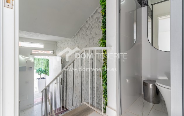 Sale - Townhouse -
Adeje - Los Menores