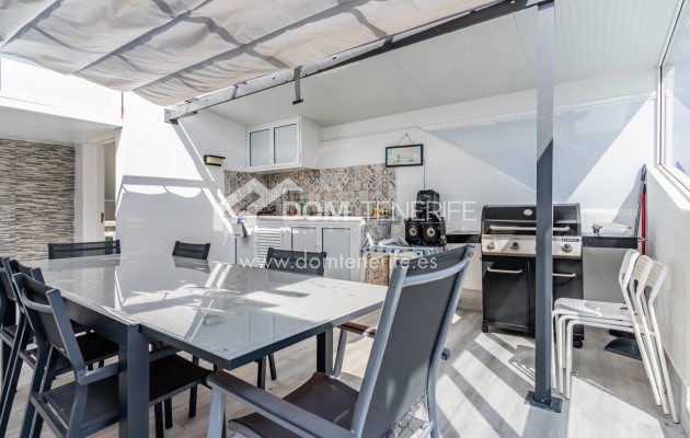Sale - Townhouse -
Adeje - Los Menores
