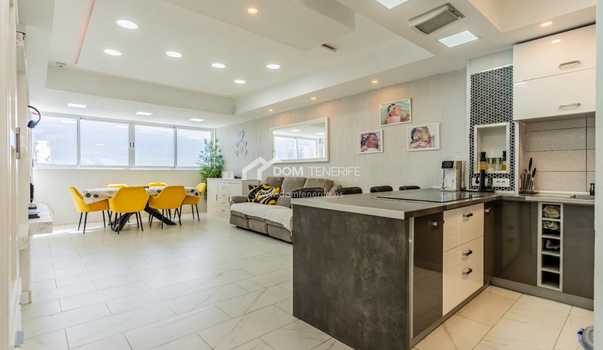 Sale - Townhouse -
Adeje - Los Menores