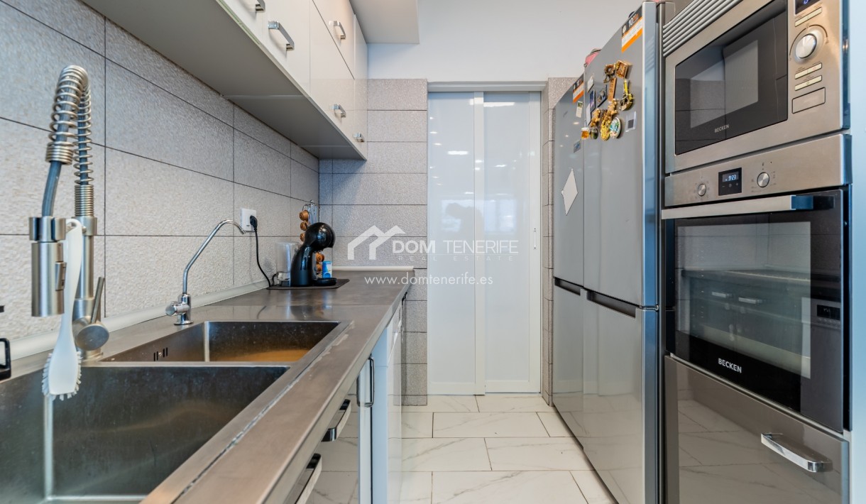 Sale - Townhouse -
Adeje - Los Menores