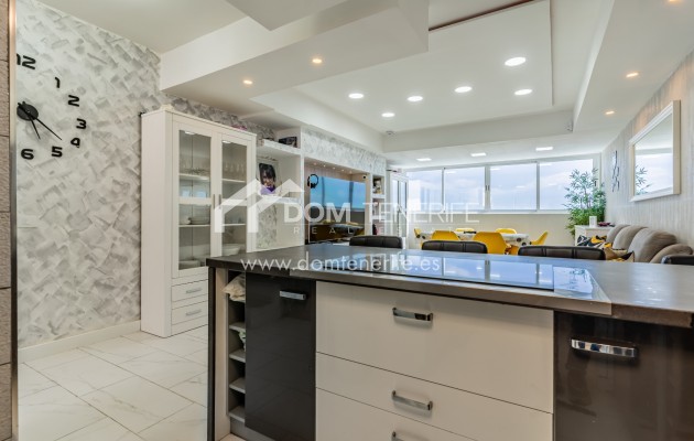Sale - Townhouse -
Adeje - Los Menores