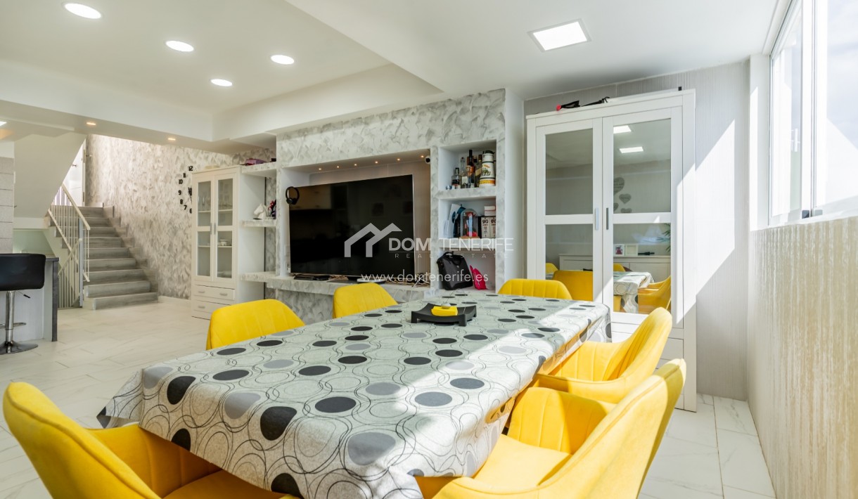 Sale - Townhouse -
Adeje - Los Menores