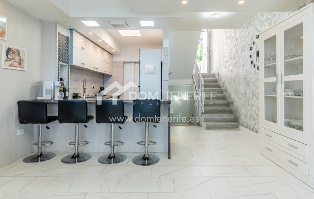 Sale - Townhouse -
Adeje - Los Menores