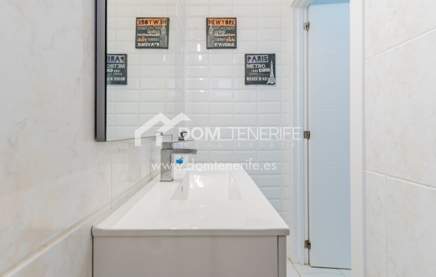 Sale - Townhouse -
Adeje - Los Menores