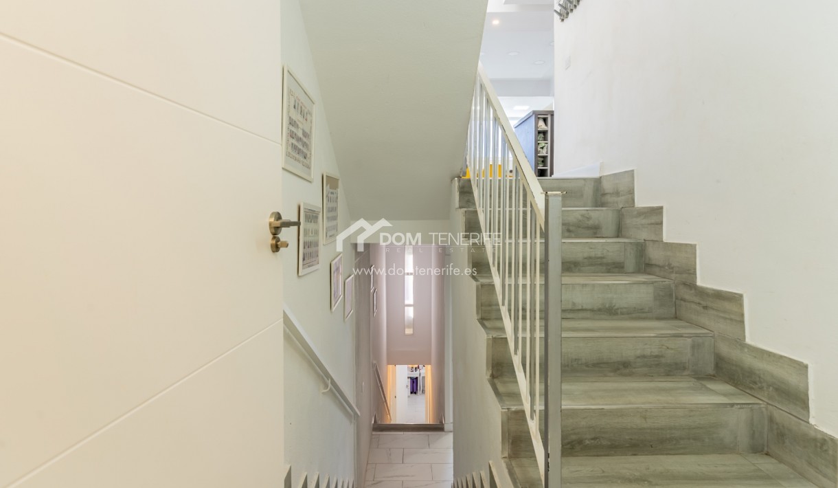 Sale - Townhouse -
Adeje - Los Menores
