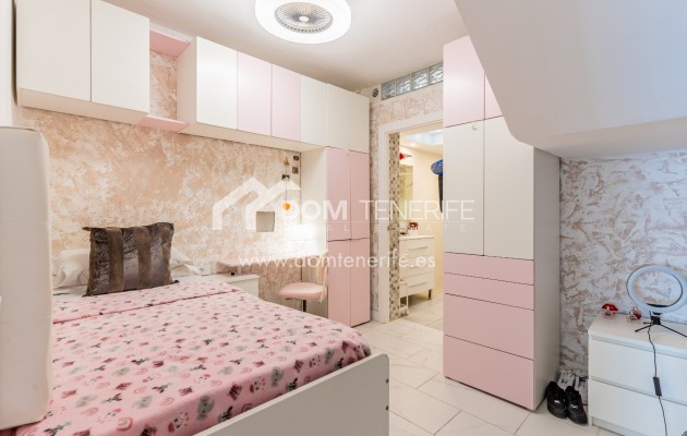 Sale - Townhouse -
Adeje - Los Menores