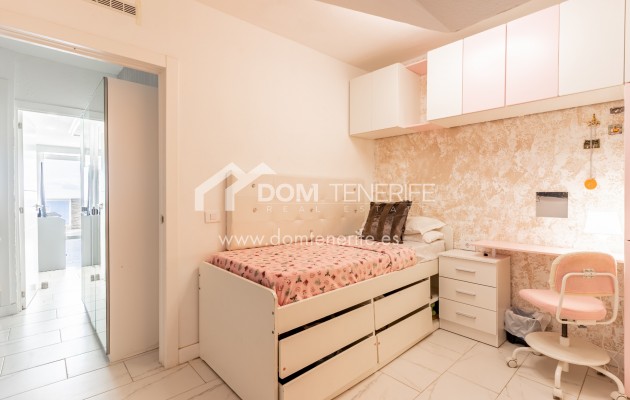 Sale - Townhouse -
Adeje - Los Menores