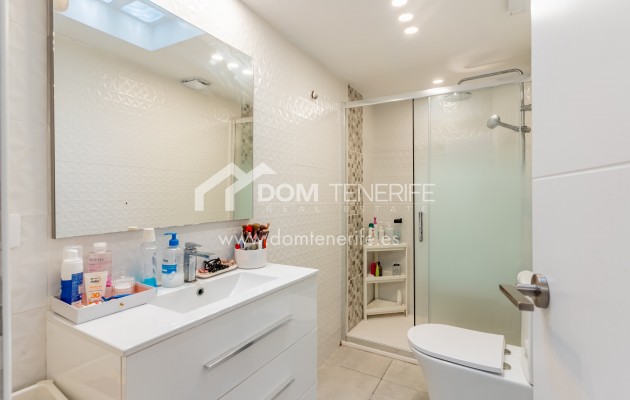 Sale - Townhouse -
Adeje - Los Menores