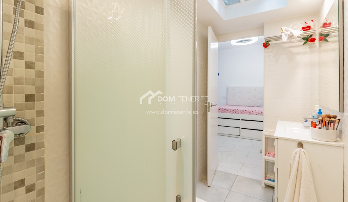 Sale - Townhouse -
Adeje - Los Menores