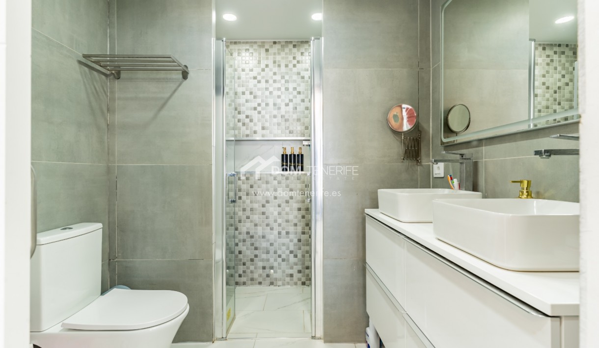 Sale - Townhouse -
Adeje - Los Menores