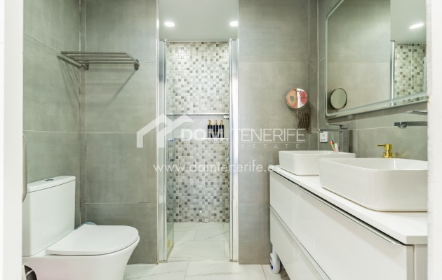 Sale - Townhouse -
Adeje - Los Menores
